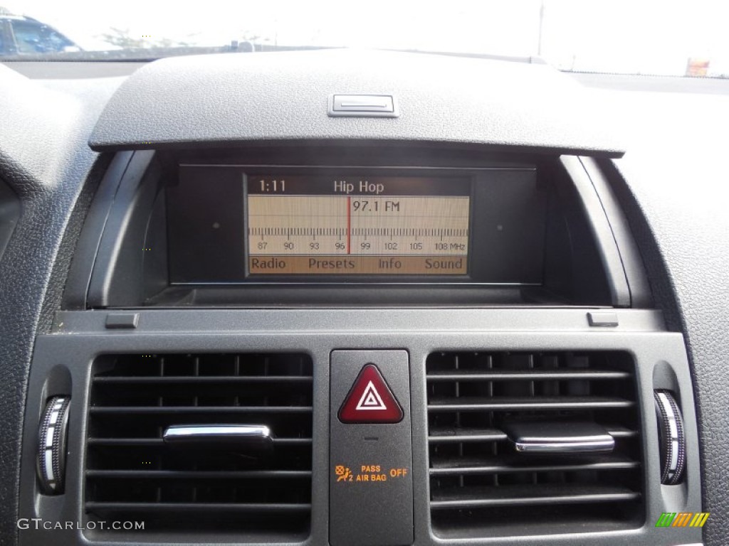 2011 C 300 Sport 4Matic - Arctic White / Black photo #16