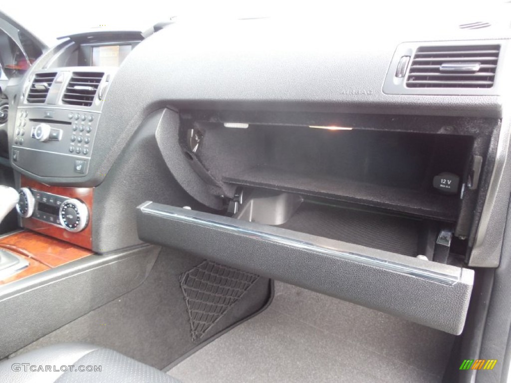 2011 C 300 Sport 4Matic - Arctic White / Black photo #23