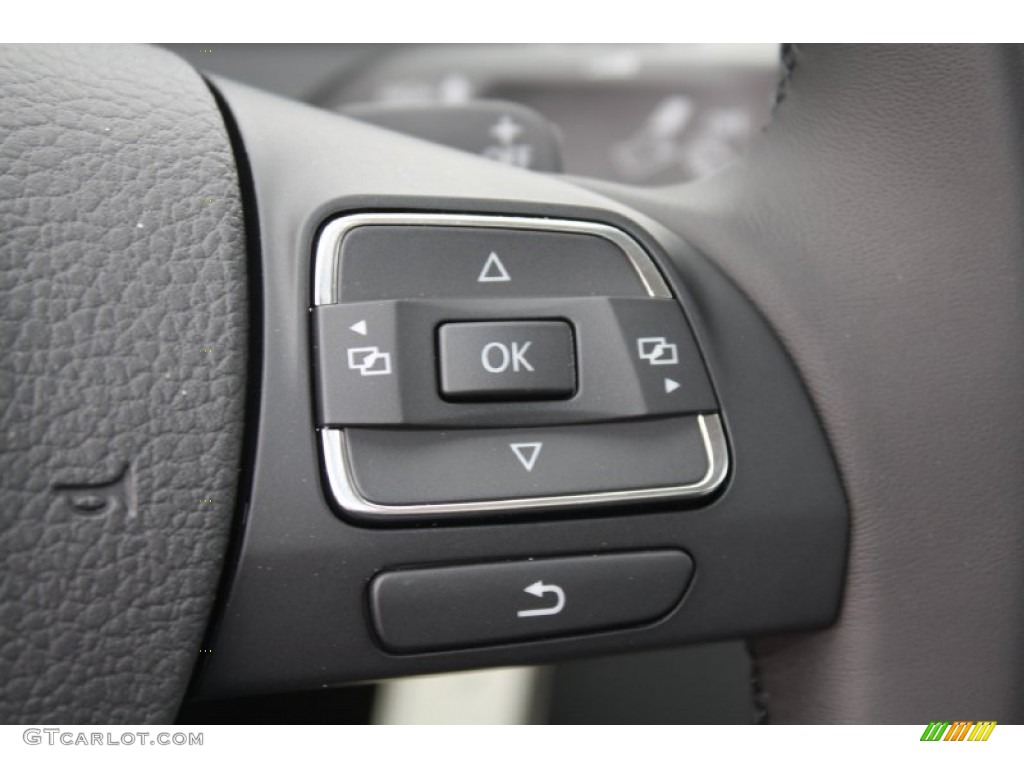 2013 Volkswagen CC R-Line Controls Photo #79238542