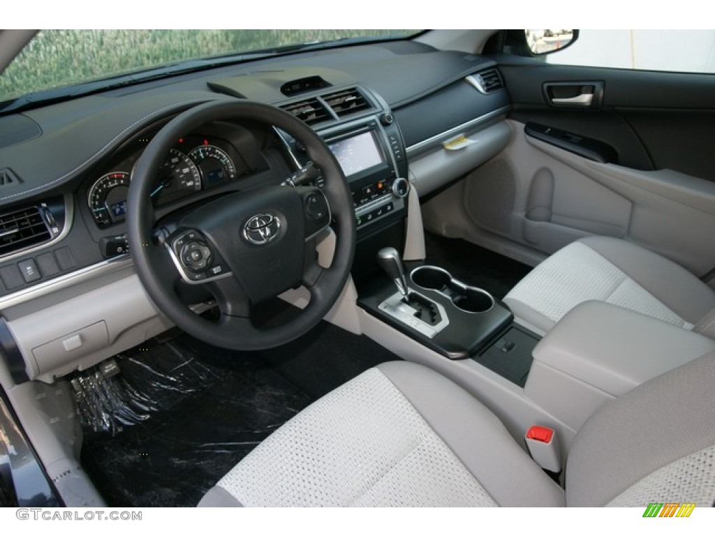 2013 Camry LE - Magnetic Gray Metallic / Ash photo #5