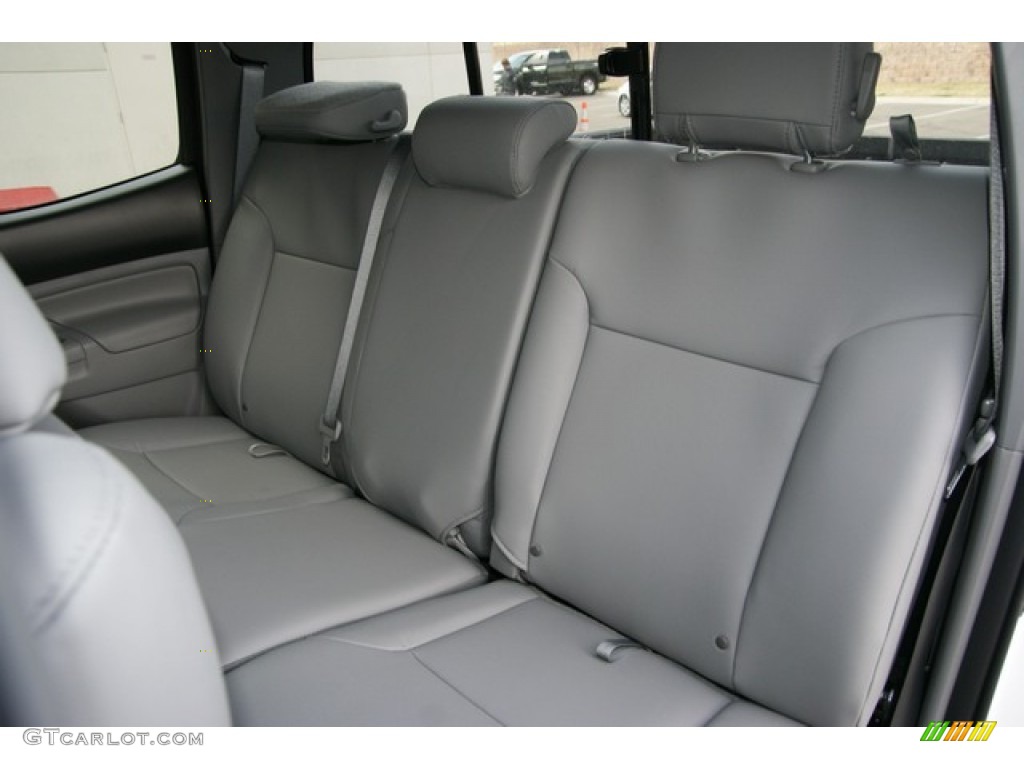 2013 Tacoma V6 Limited Double Cab 4x4 - Super White / Graphite photo #7