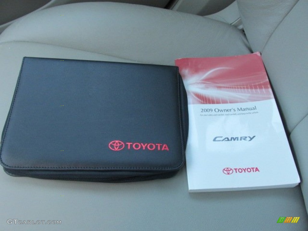 2009 Toyota Camry XLE Books/Manuals Photo #79240267
