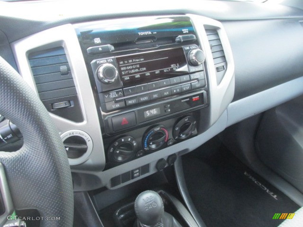 2012 Toyota Tacoma SR5 Access Cab 4x4 Controls Photos