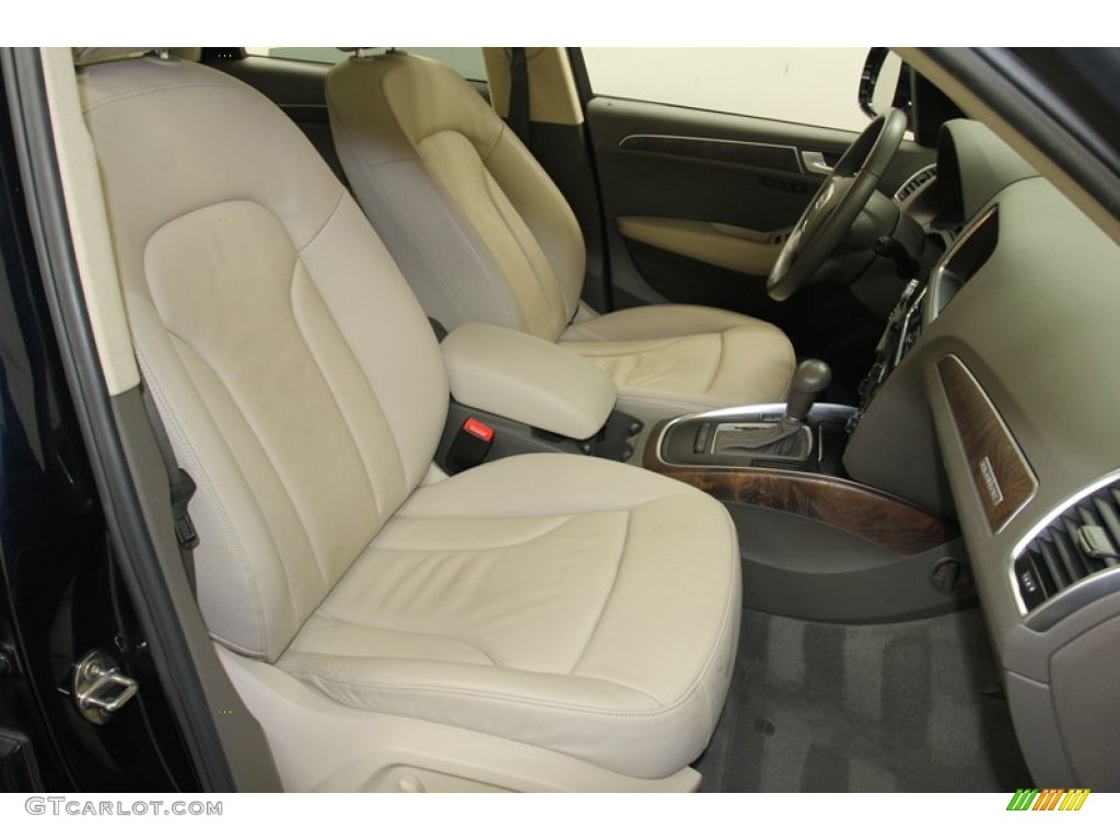 Cardamom Beige Interior 2010 Audi Q5 3.2 quattro Photo #79241038