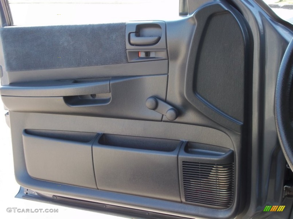 2004 Dodge Dakota SLT Club Cab Door Panel Photos