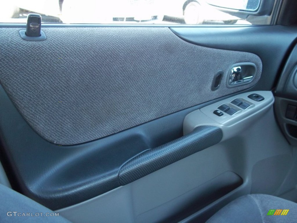 2003 Protege LX - Sunlight Silver Metallic / Gray photo #7