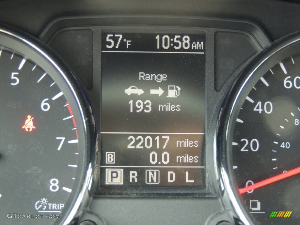 2011 Rogue SV AWD - Black Amethyst / Gray photo #11