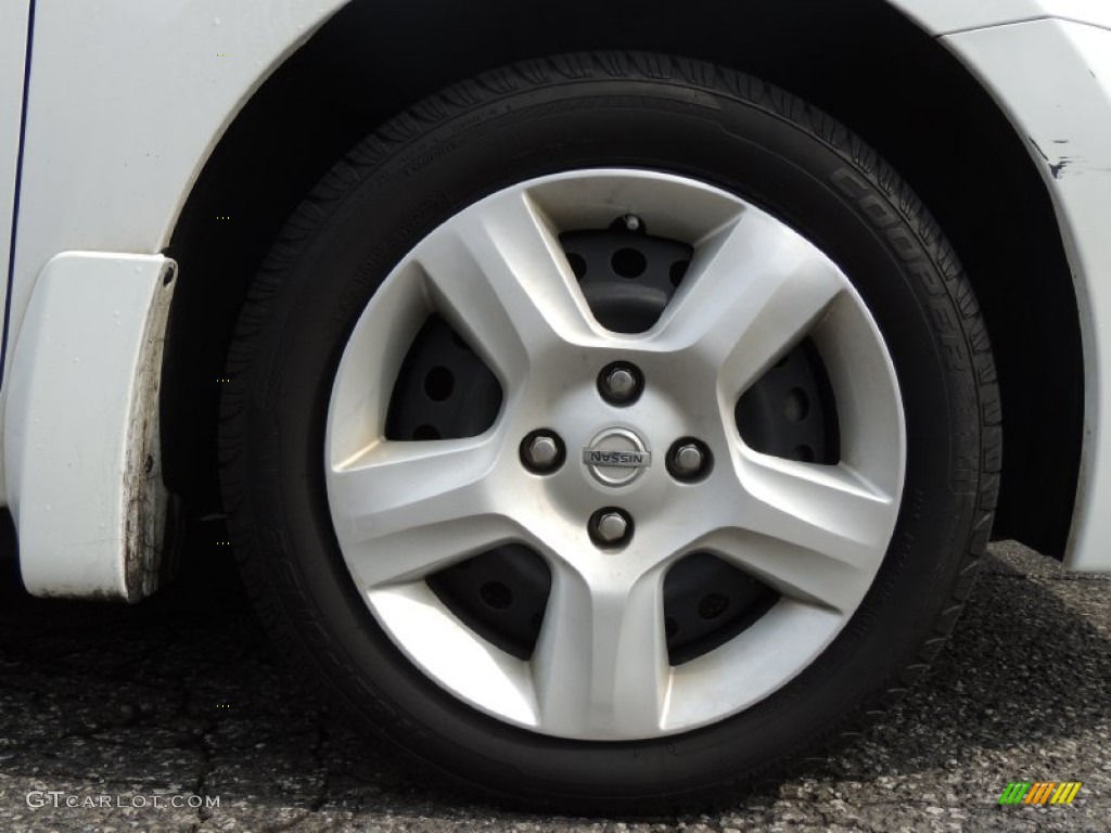 2009 Nissan Sentra 2.0 S Wheel Photos