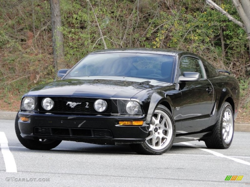 2007 Mustang GT Deluxe Coupe - Black / Dark Charcoal photo #19