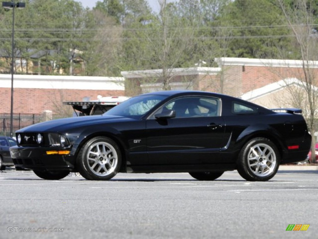 2007 Mustang GT Deluxe Coupe - Black / Dark Charcoal photo #23