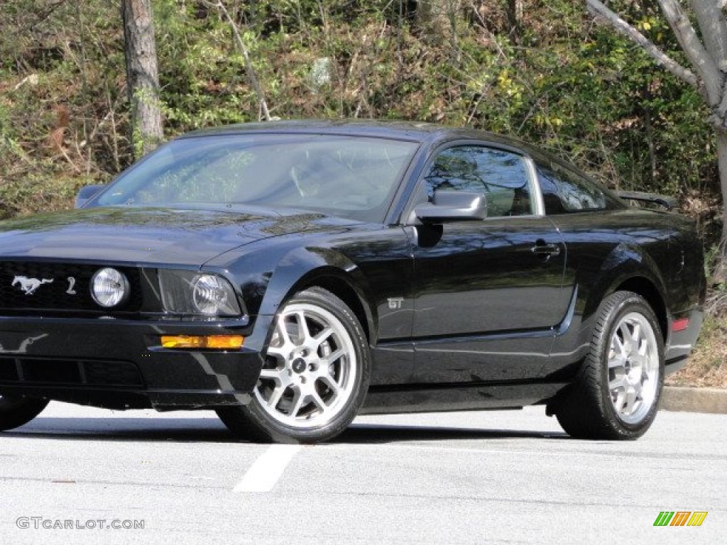 2007 Mustang GT Deluxe Coupe - Black / Dark Charcoal photo #39