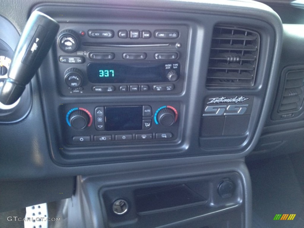 2006 Silverado 1500 Intimidator SS - Black / Dark Charcoal photo #13