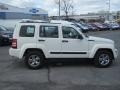 Stone White - Liberty Sport 4x4 Photo No. 6