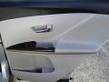 Classic Silver Metallic - Venza V6 Photo No. 22