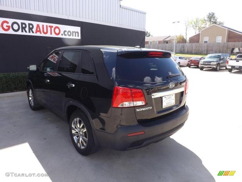 2011 Sorento EX V6 - Ebony Black / Black photo #5