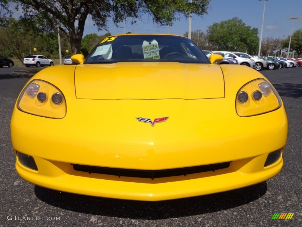 2005 Corvette Coupe - Millenium Yellow / Ebony photo #12
