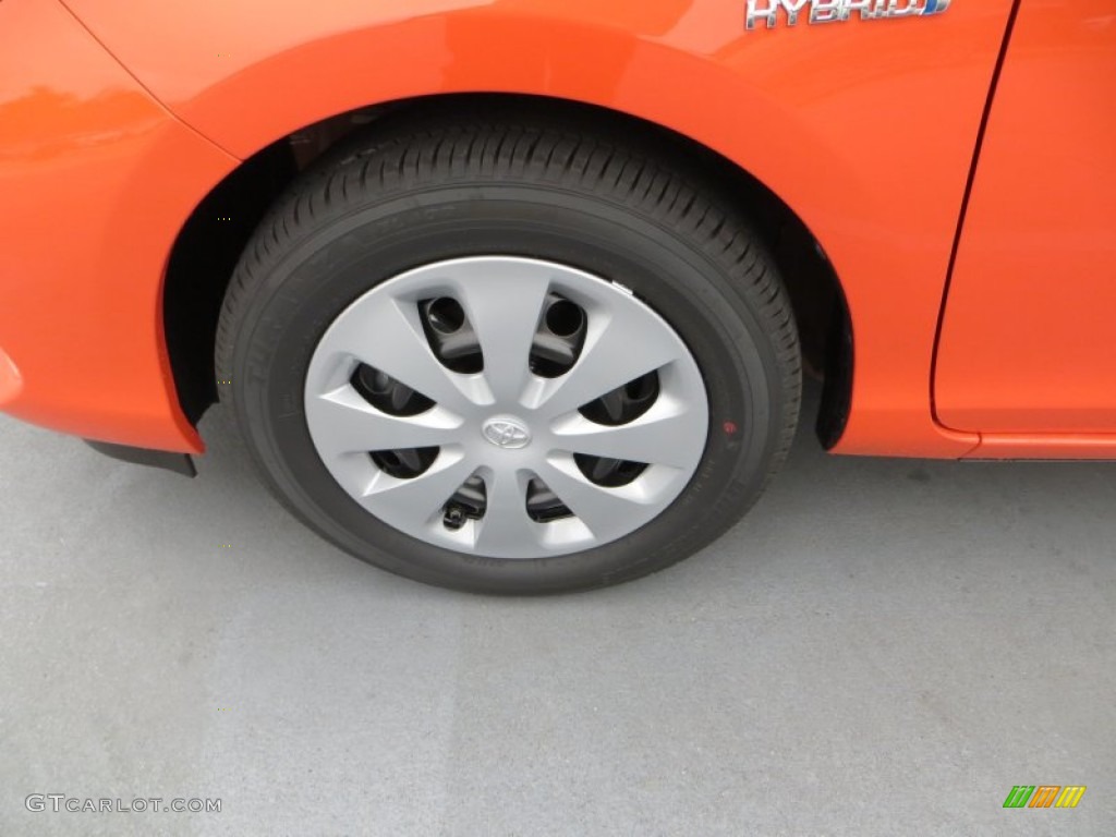 2013 Toyota Prius c Hybrid Two Wheel Photo #79264925