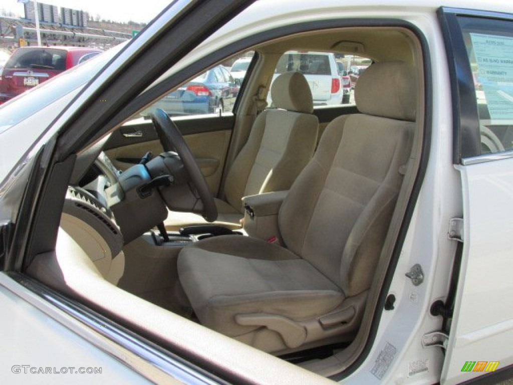 2003 Accord LX Sedan - Taffeta White / Ivory photo #10