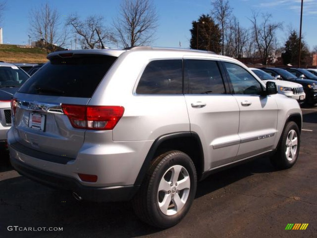 2013 Grand Cherokee Laredo X Package 4x4 - Bright Silver Metallic / Black photo #3