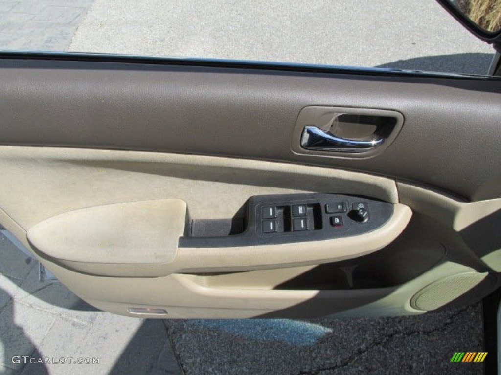 2003 Accord LX Sedan - Taffeta White / Ivory photo #13