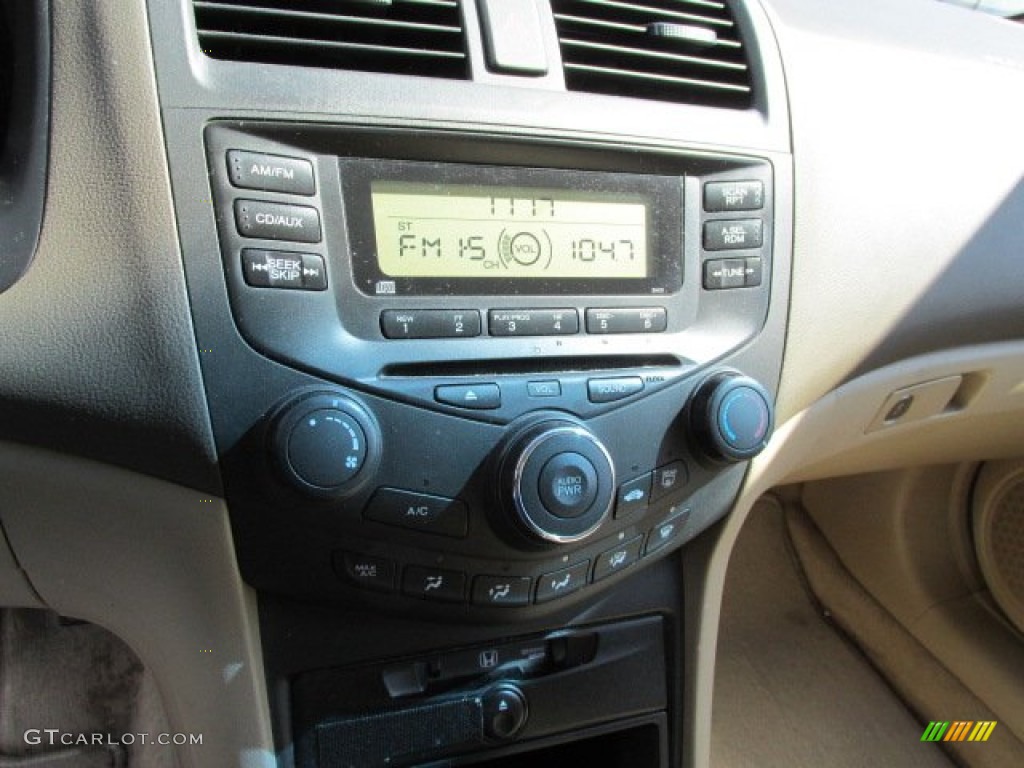 2003 Accord LX Sedan - Taffeta White / Ivory photo #14