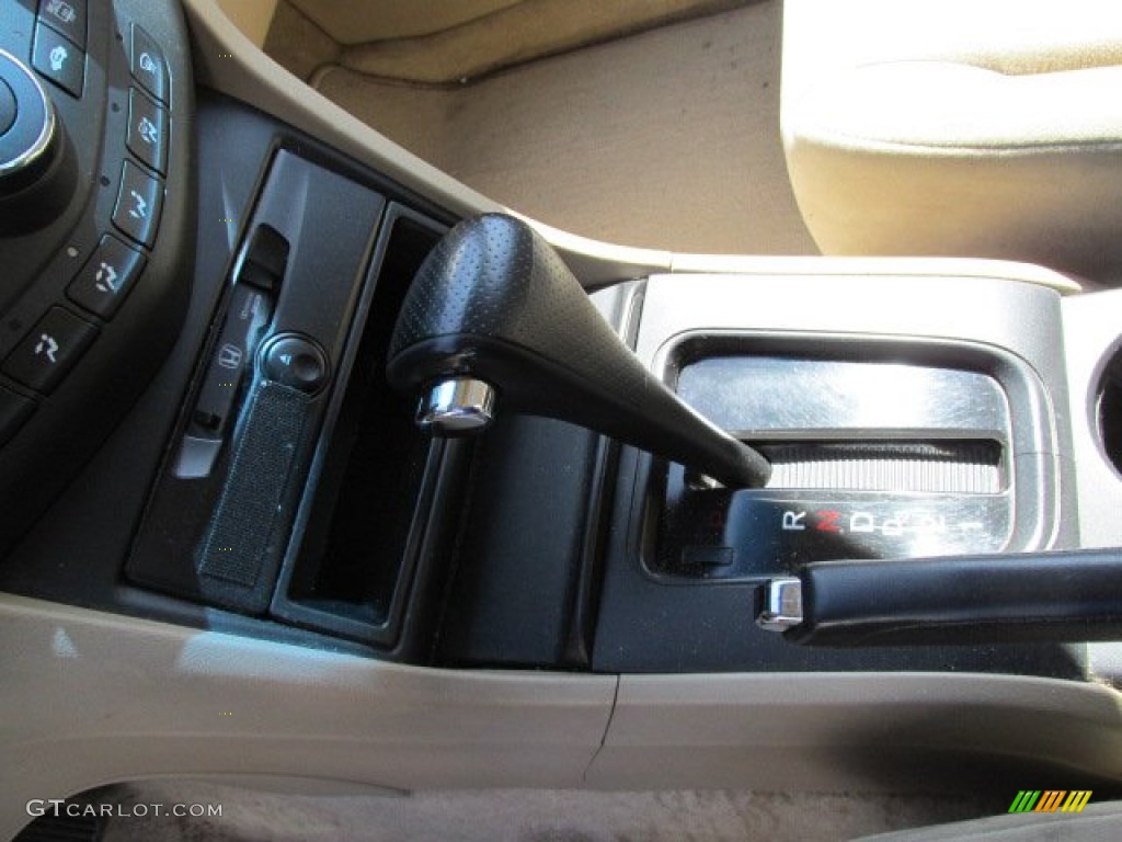 2003 Accord LX Sedan - Taffeta White / Ivory photo #15