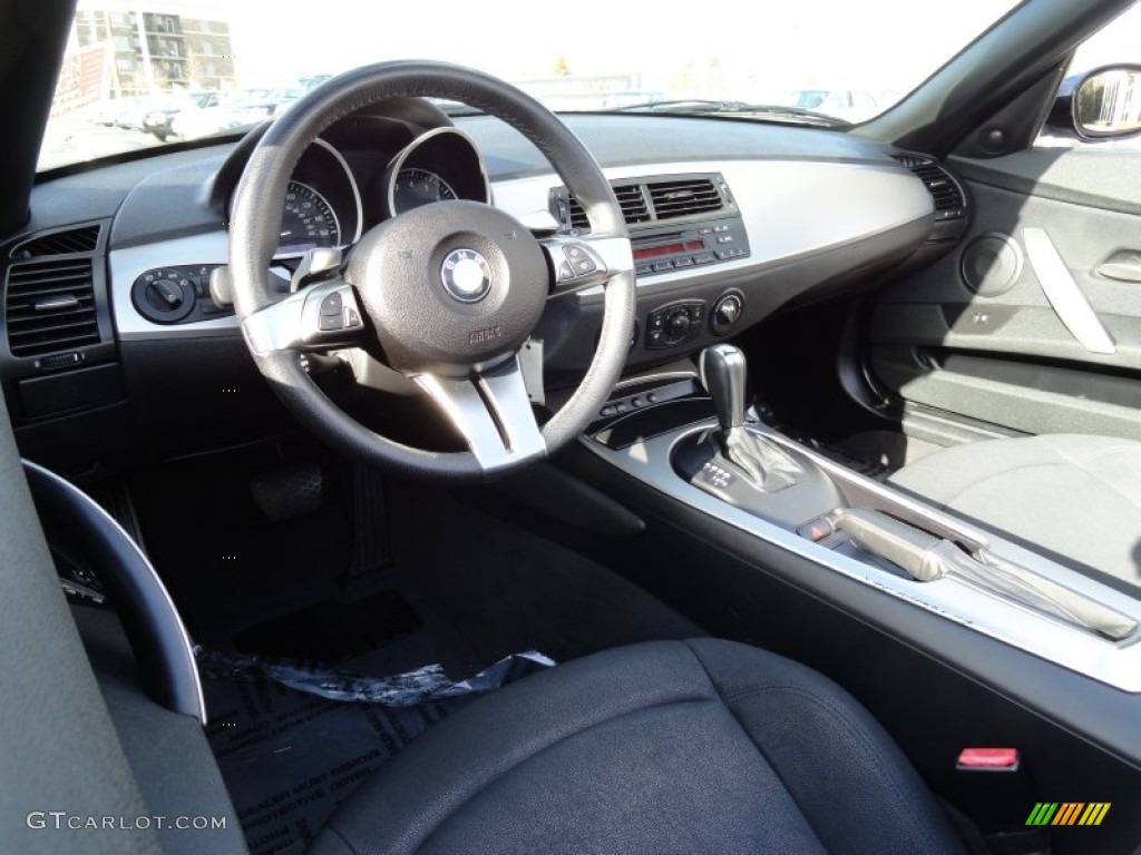 2006 Z4 3.0i Roadster - Black Sapphire Metallic / Black photo #9