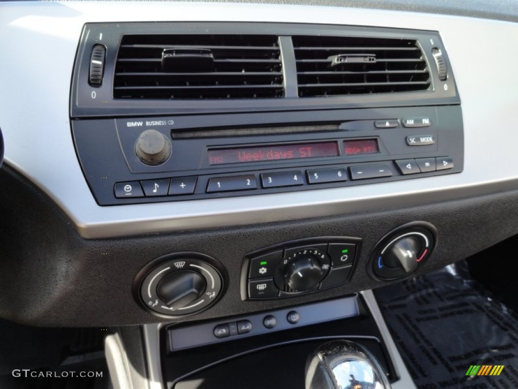 2006 Z4 3.0i Roadster - Black Sapphire Metallic / Black photo #17