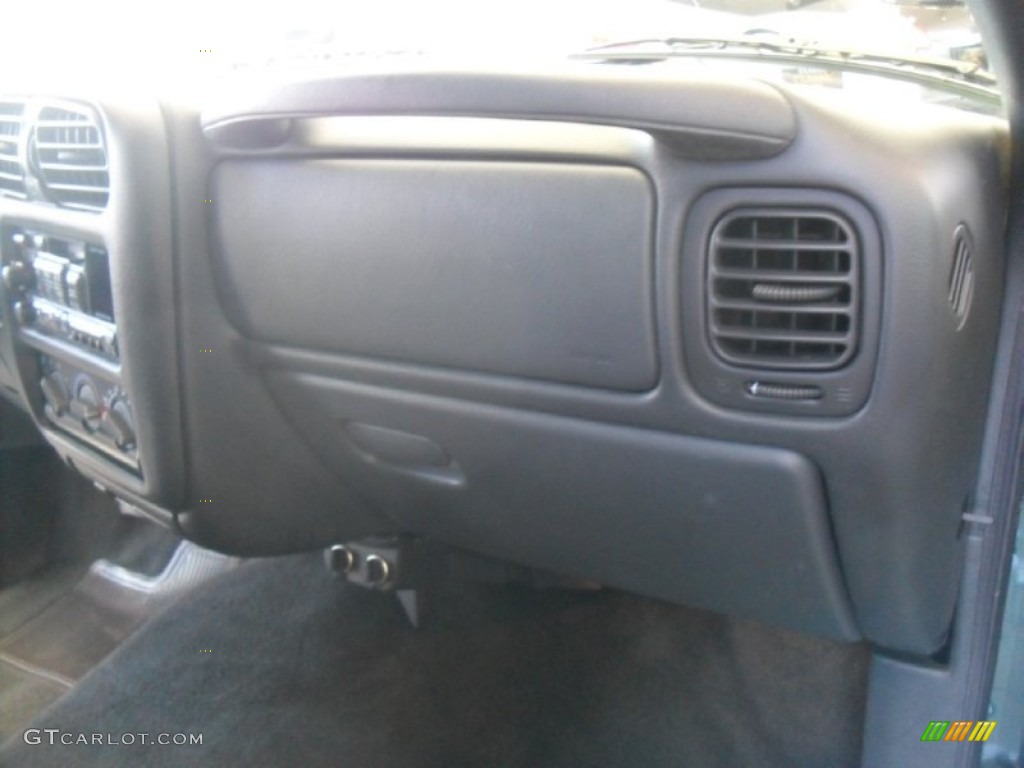 1998 S10 LS Extended Cab - Emerald Green Metallic / Gray photo #14