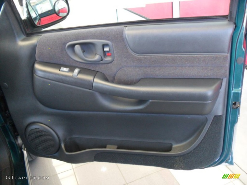 1998 S10 LS Extended Cab - Emerald Green Metallic / Gray photo #25