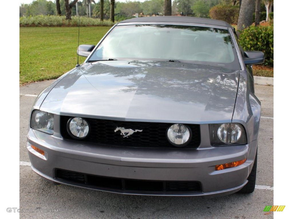 2006 Mustang GT Premium Convertible - Tungsten Grey Metallic / Dark Charcoal photo #16