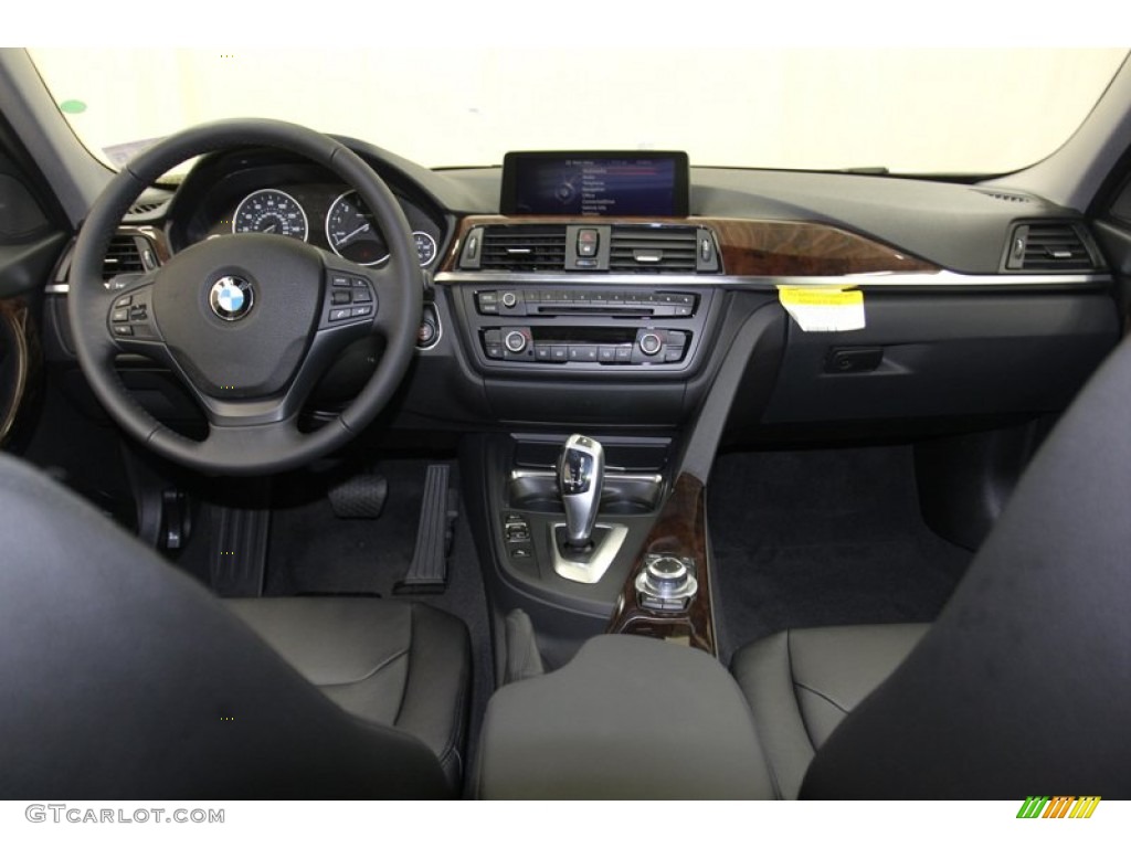 2013 BMW 3 Series ActiveHybrid 3 Sedan Black Dashboard Photo #79273911