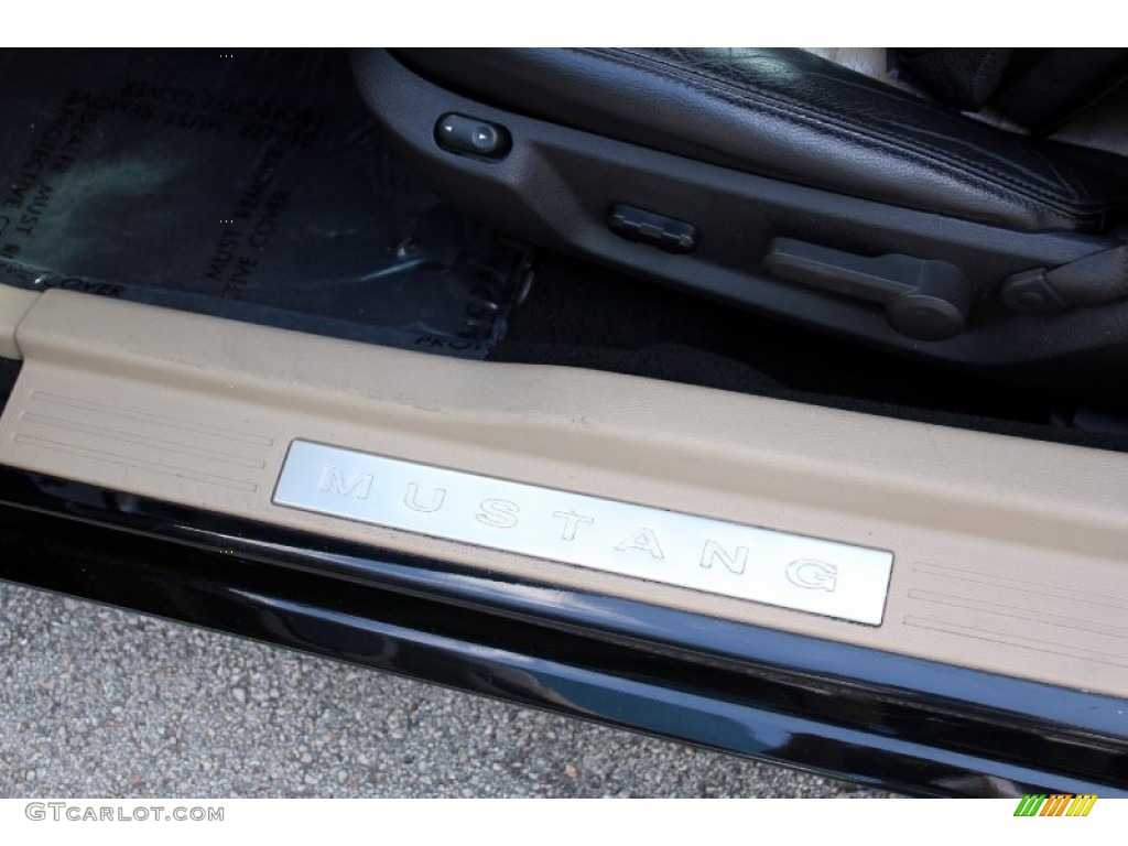 2006 Mustang GT Premium Convertible - Tungsten Grey Metallic / Dark Charcoal photo #39