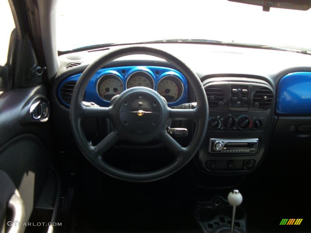 2004 PT Cruiser  - Electric Blue Pearlcoat / Dark Slate Gray photo #5