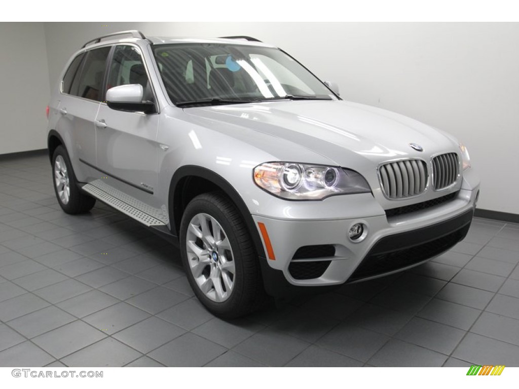 2013 X5 xDrive 35i Premium - Titanium Silver Metallic / Black photo #1