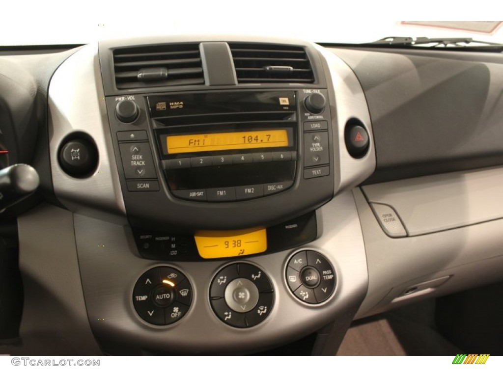 2008 Toyota RAV4 Limited 4WD Controls Photo #79275398