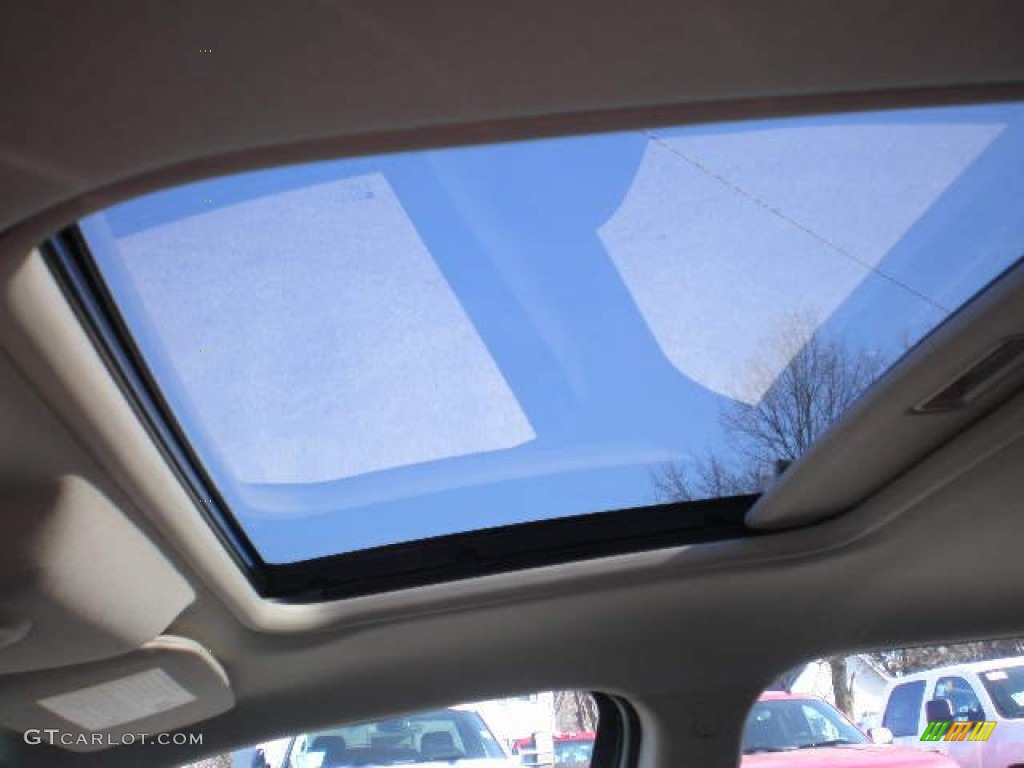 2010 Cobalt LT Sedan - Crystal Red Tintcoat Metallic / Ebony photo #16