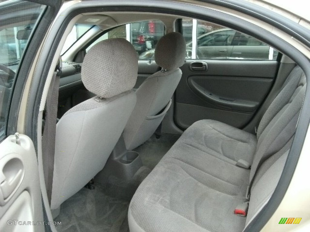 2004 Chrysler Sebring LX Sedan Rear Seat Photo #79276364