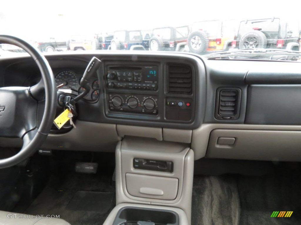 2002 Tahoe LT - Victory Red / Tan/Neutral photo #20