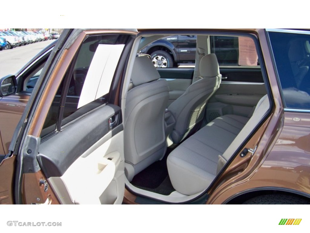 2011 Outback 2.5i Premium Wagon - Caramel Bronze Pearl / Warm Ivory photo #9