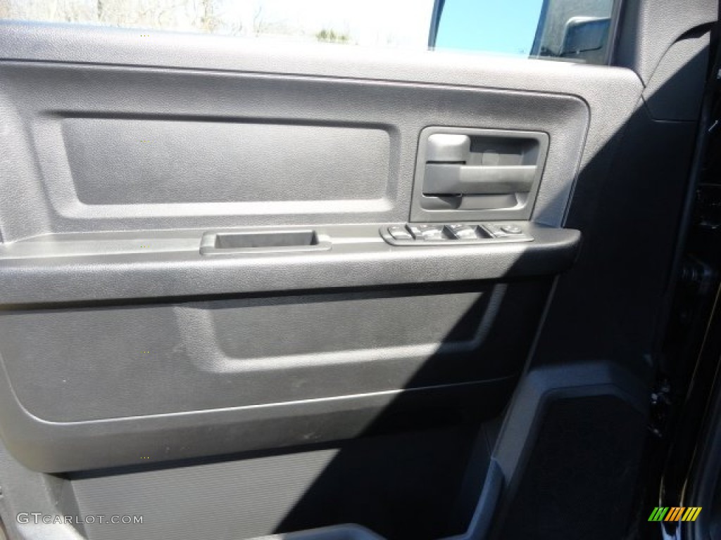 2013 1500 Express Crew Cab 4x4 - Black / Black/Diesel Gray photo #6