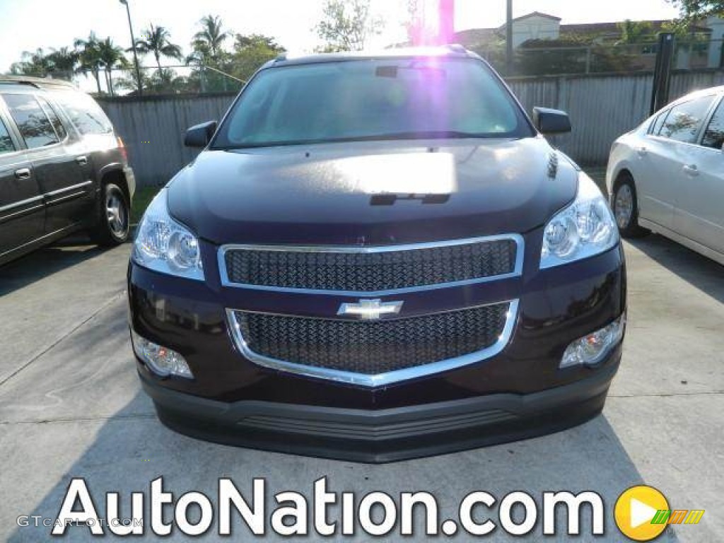 2010 Traverse LS - Black Granite Metallic / Dark Gray/Light Gray photo #1