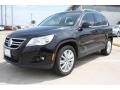 Deep Black Metallic - Tiguan SEL 4Motion Photo No. 3