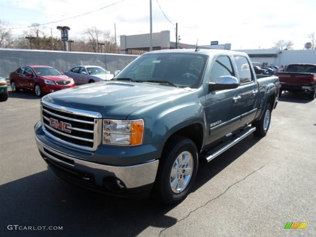 2013 Sierra 1500 SLE Crew Cab 4x4 - Stealth Gray Metallic / Ebony photo #1