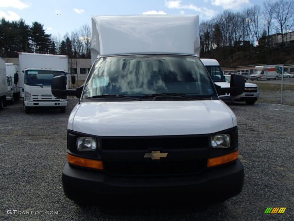 2013 Express Cutaway 3500 Moving Van - Summit White / Medium Pewter photo #3