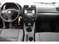 2007 Black Uni Volkswagen Rabbit 2 Door  photo #25