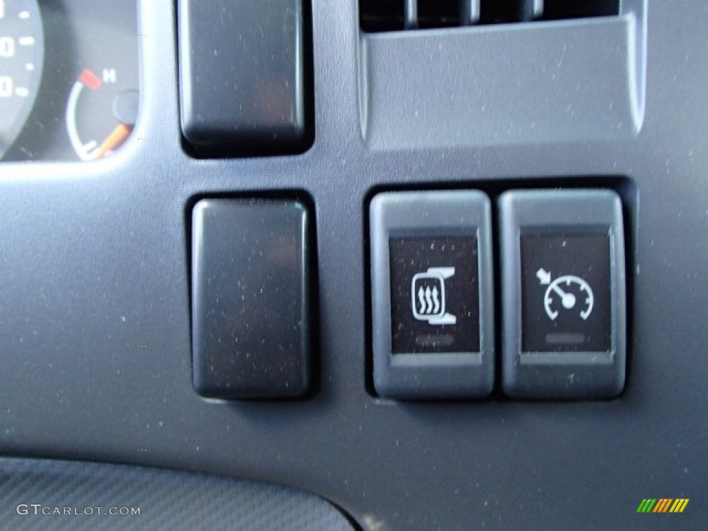 2013 Isuzu N Series Truck NPR Controls Photo #79284461