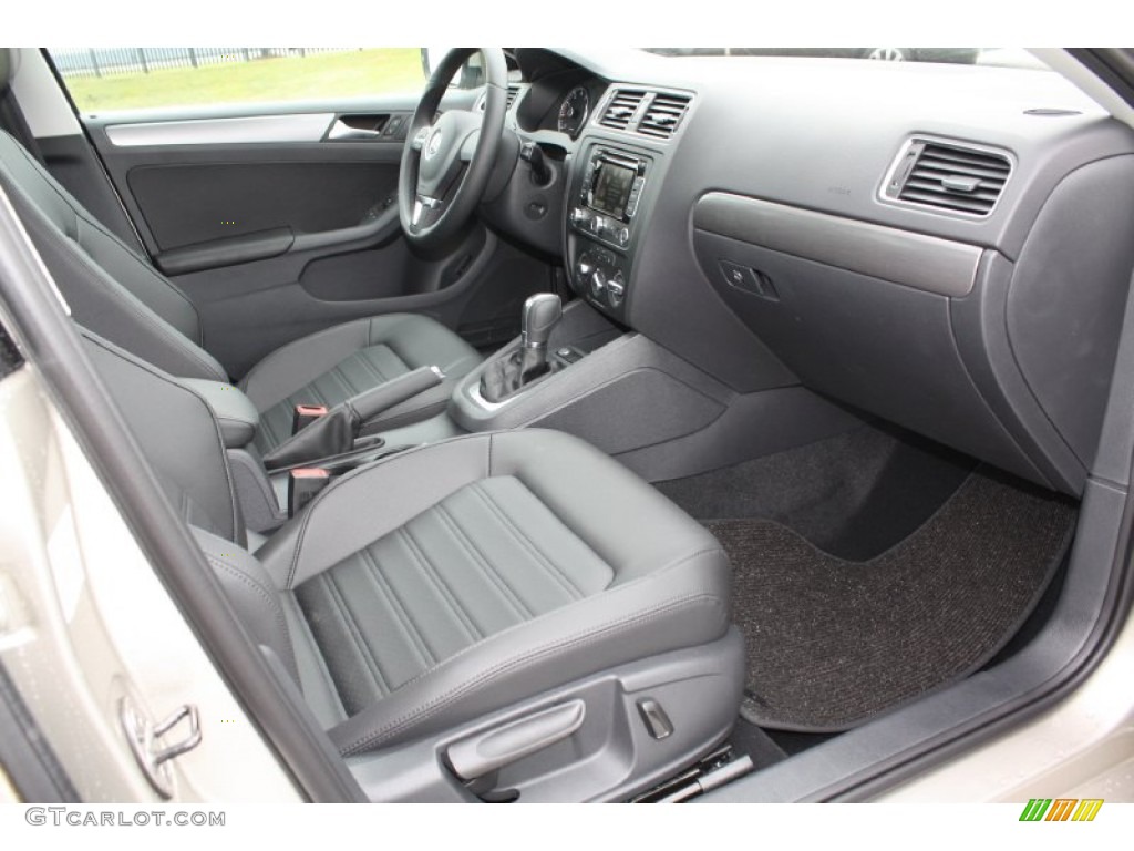 2013 Volkswagen Jetta SEL Sedan Front Seat Photo #79285312