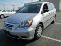 Alabaster Silver Metallic - Odyssey LX Photo No. 2