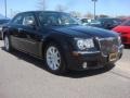 Brilliant Black - 300 C HEMI Photo No. 6